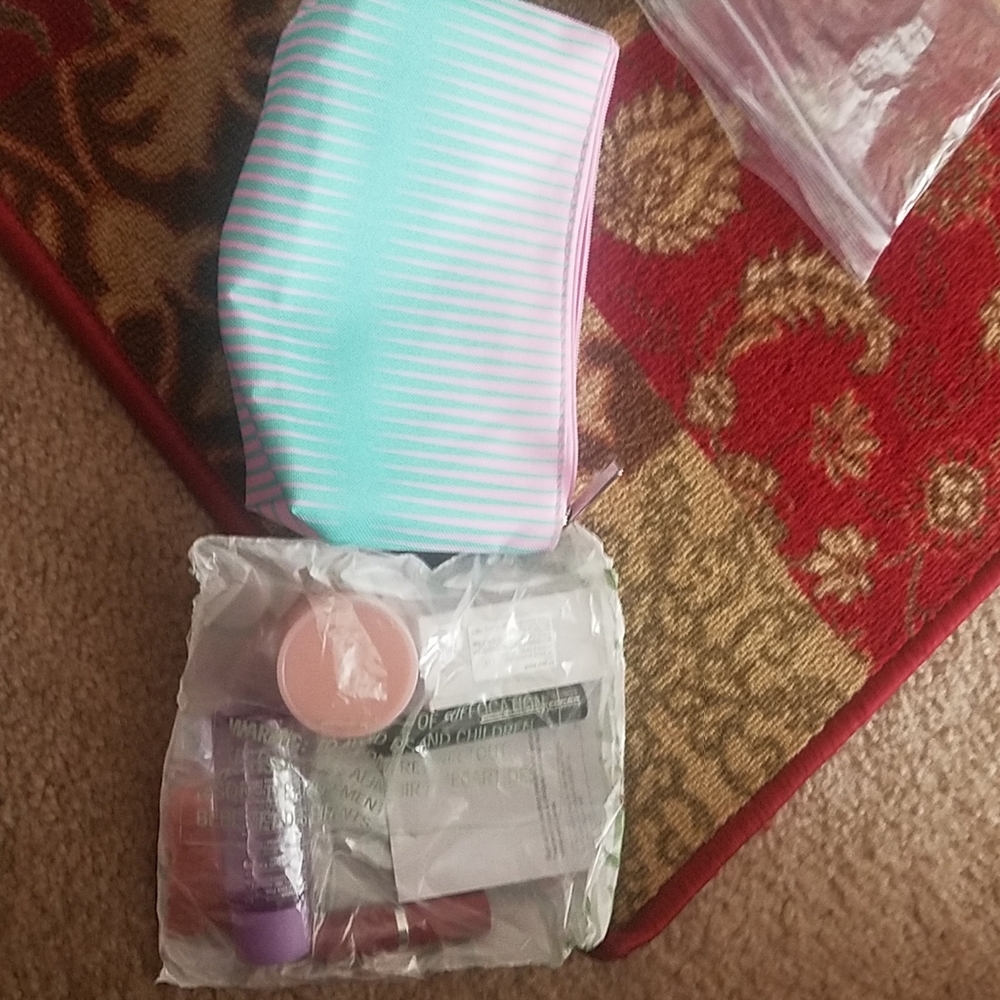 Beauty travel size